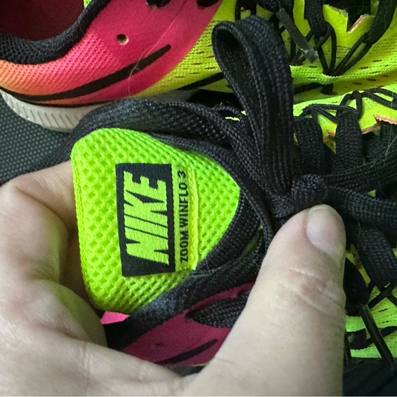 Nike Womens Winflo Sneakers EUC - Picture 6 of 6